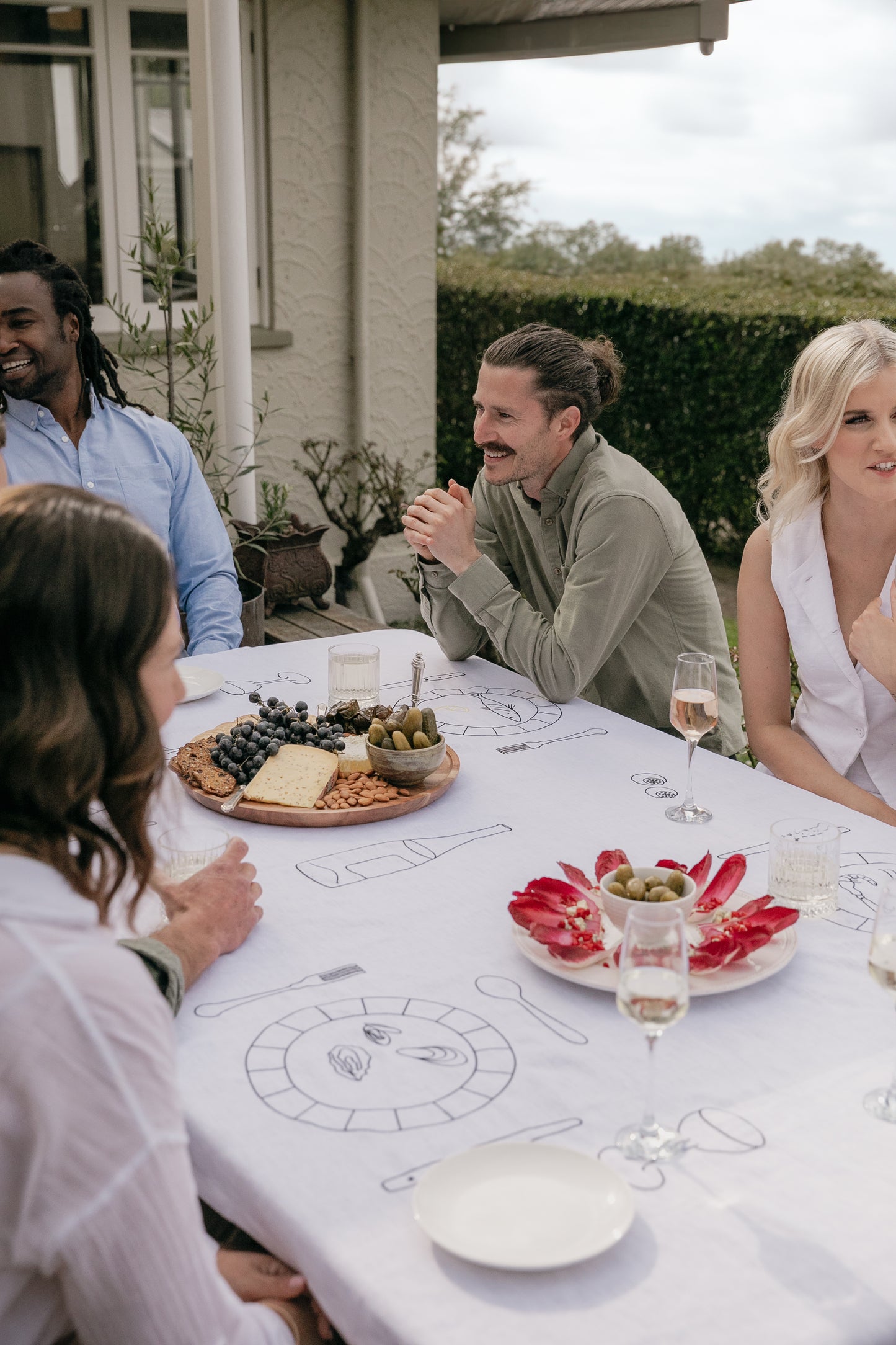 White Soirée 100% Linen Embroidered Tablecloth